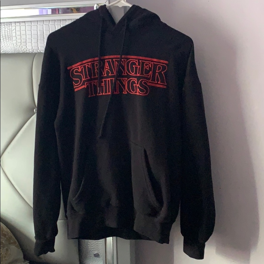 STRANGER THINGS HOODIE
